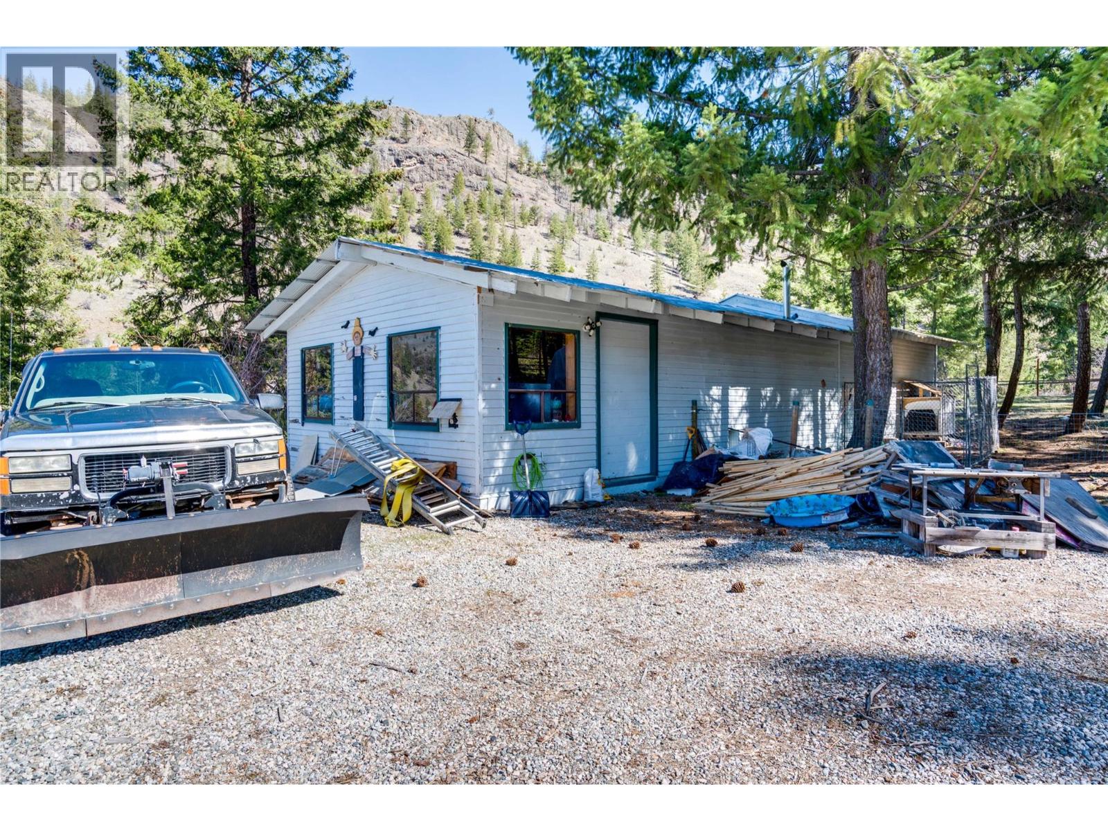 561 Grand Oro Road, Kaleden