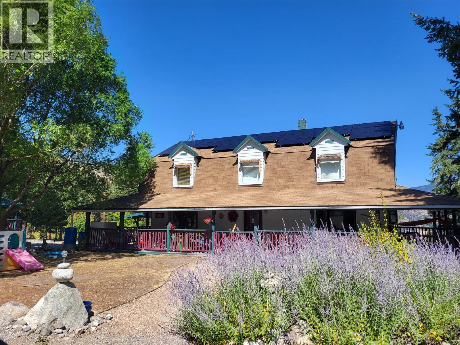 561 Grand Oro Road, Kaleden