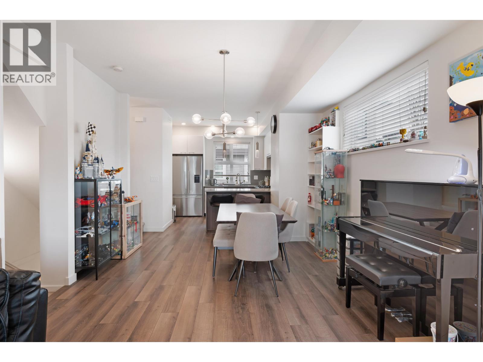 64 10311 RIVER DRIVE, Richmond