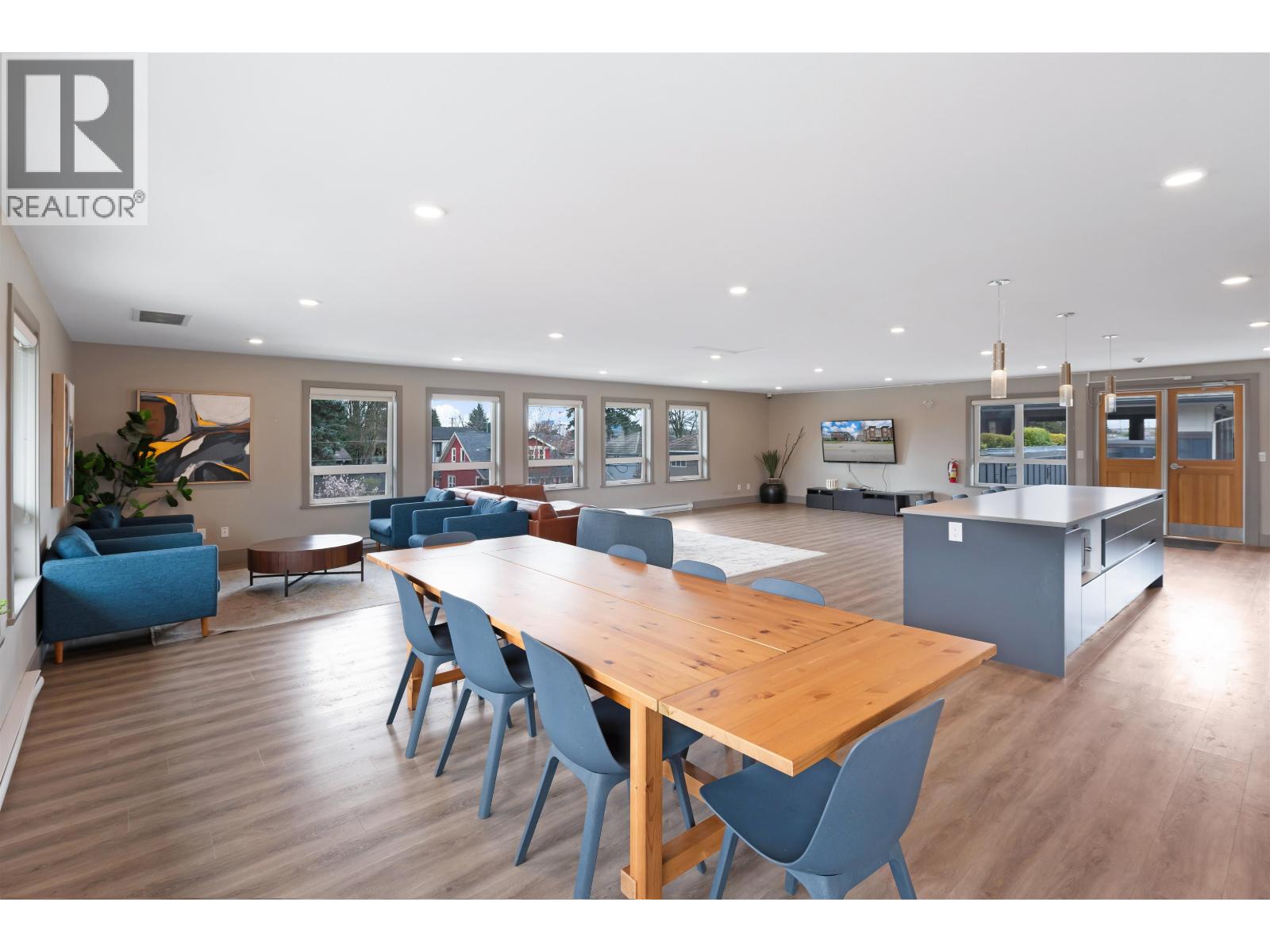 64 10311 RIVER DRIVE, Richmond