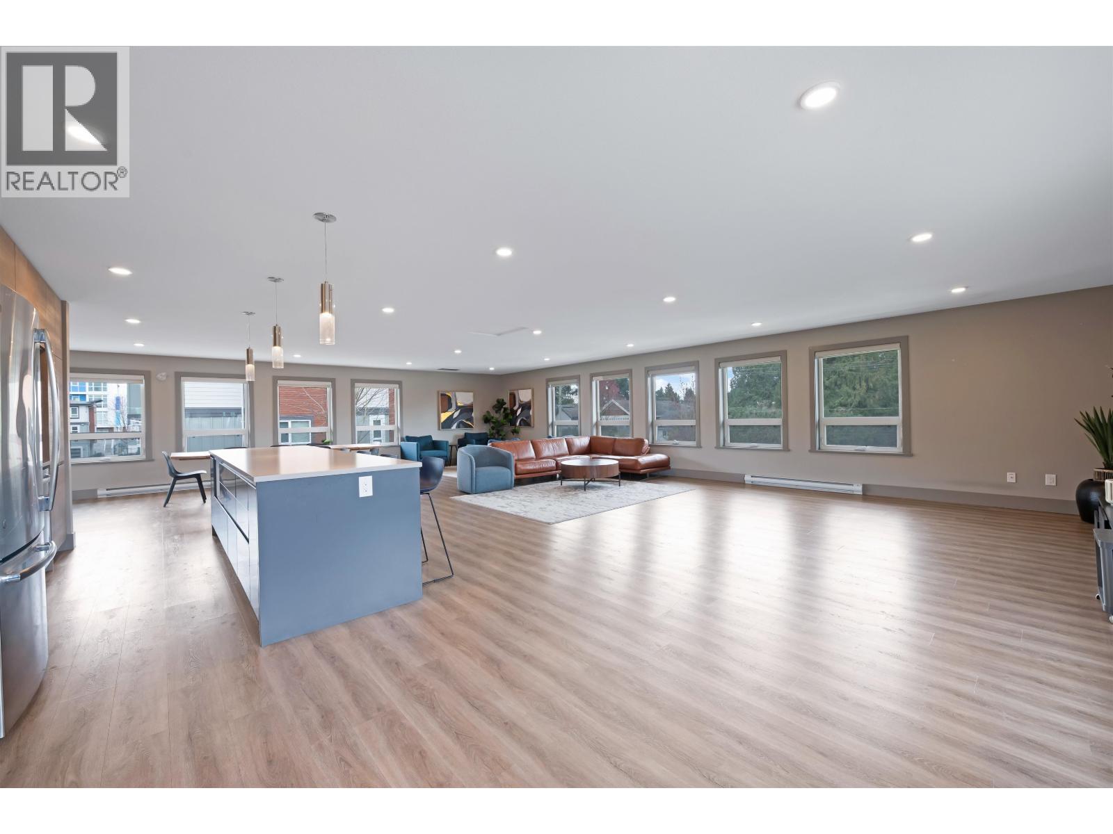 64 10311 RIVER DRIVE, Richmond