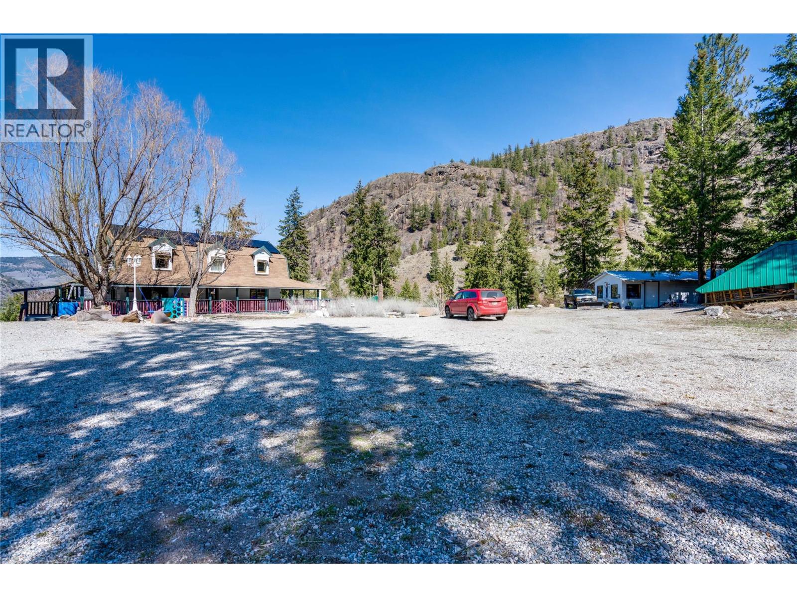 561 Grand Oro Road, Kaleden