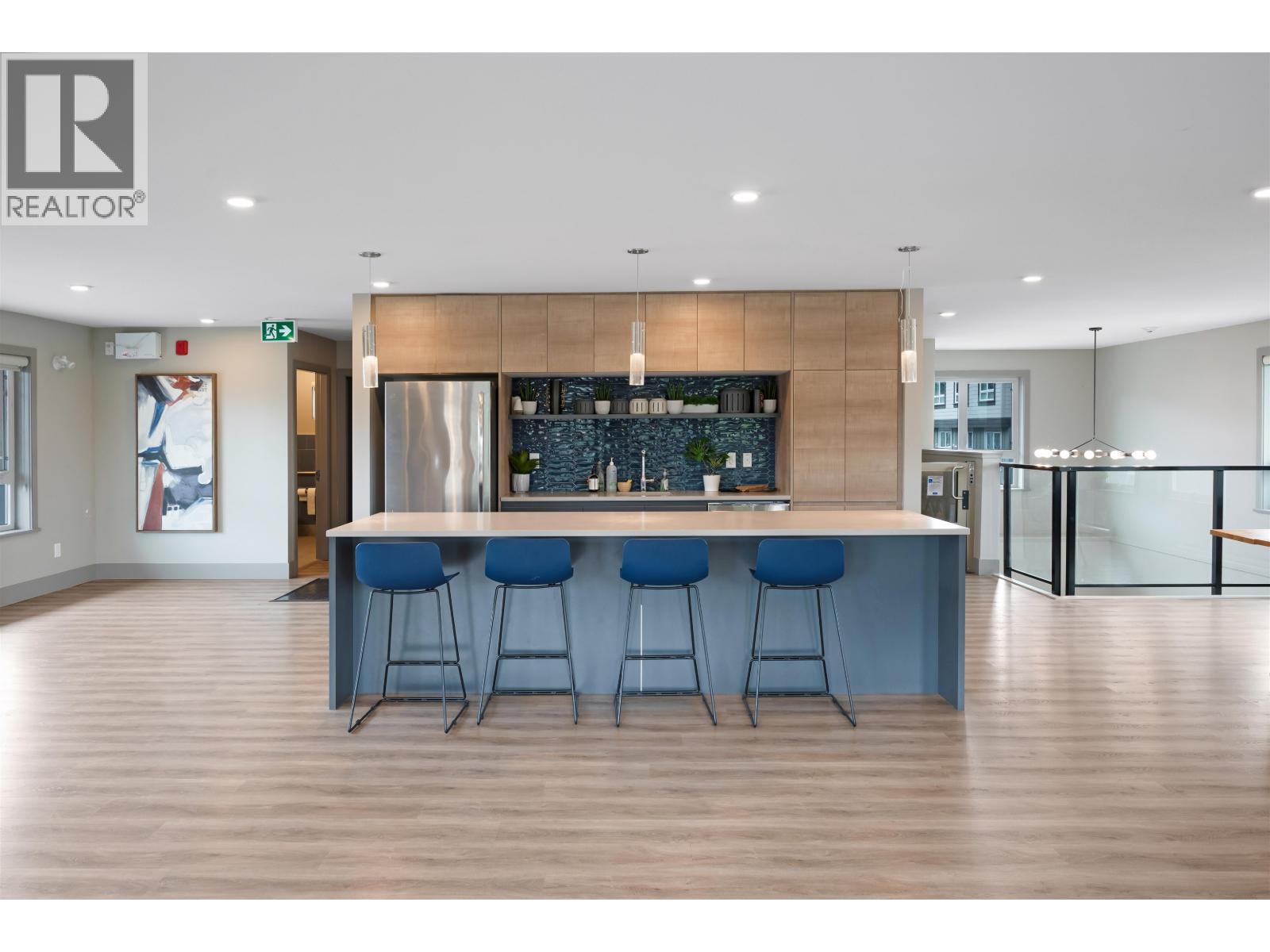 64 10311 RIVER DRIVE, Richmond