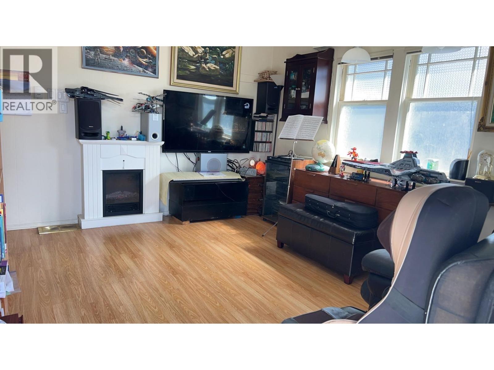 309 BOYNE STREET, New Westminster