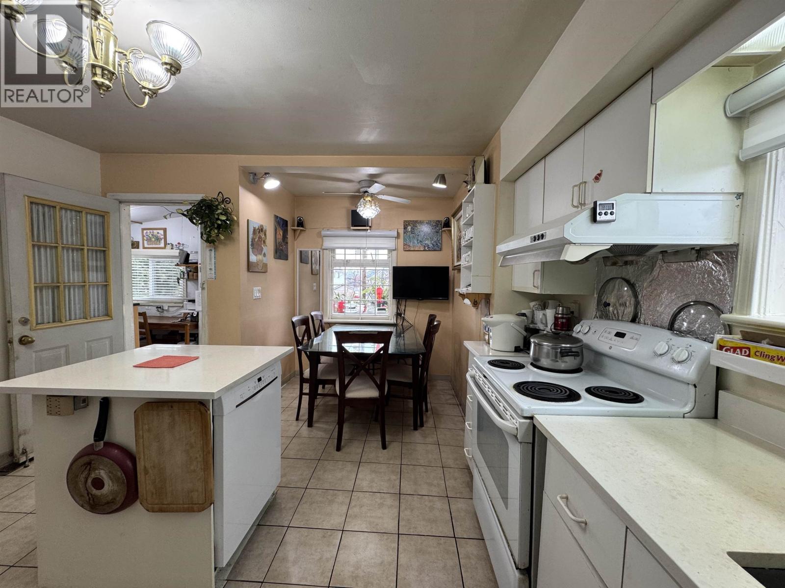 309 BOYNE STREET, New Westminster