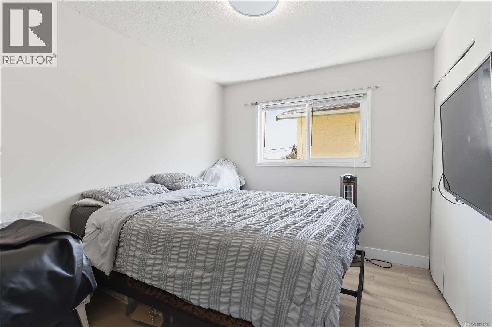 2940 Cedar Hill Rd, Victoria