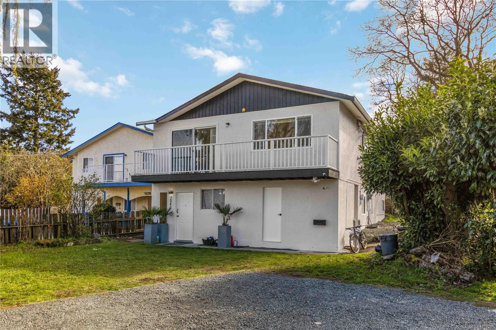 2940 Cedar Hill Rd, Victoria