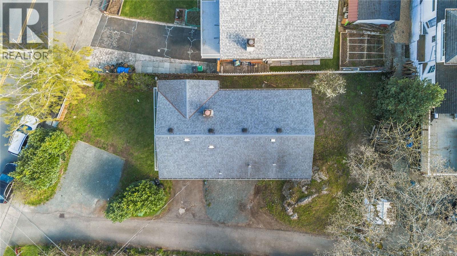 2940 Cedar Hill Rd, Victoria