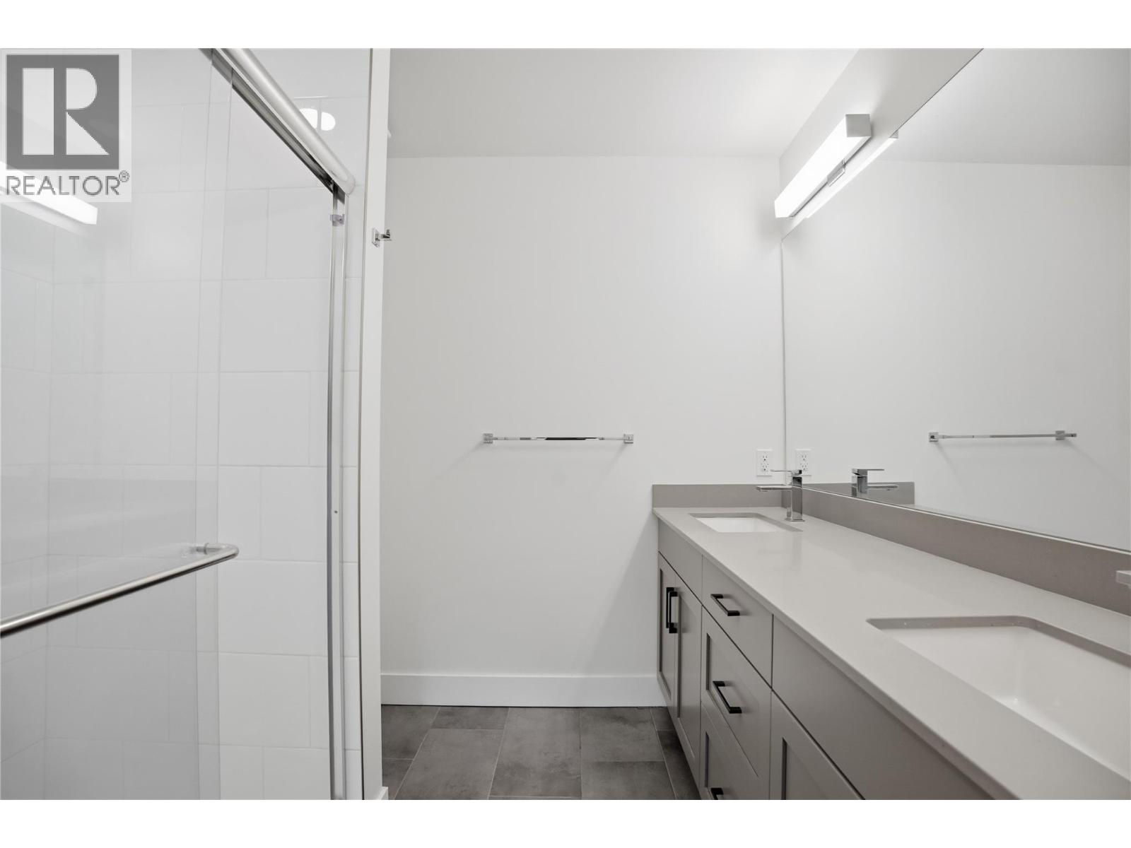 651 Dunes Drive Unit# 311, Kamloops