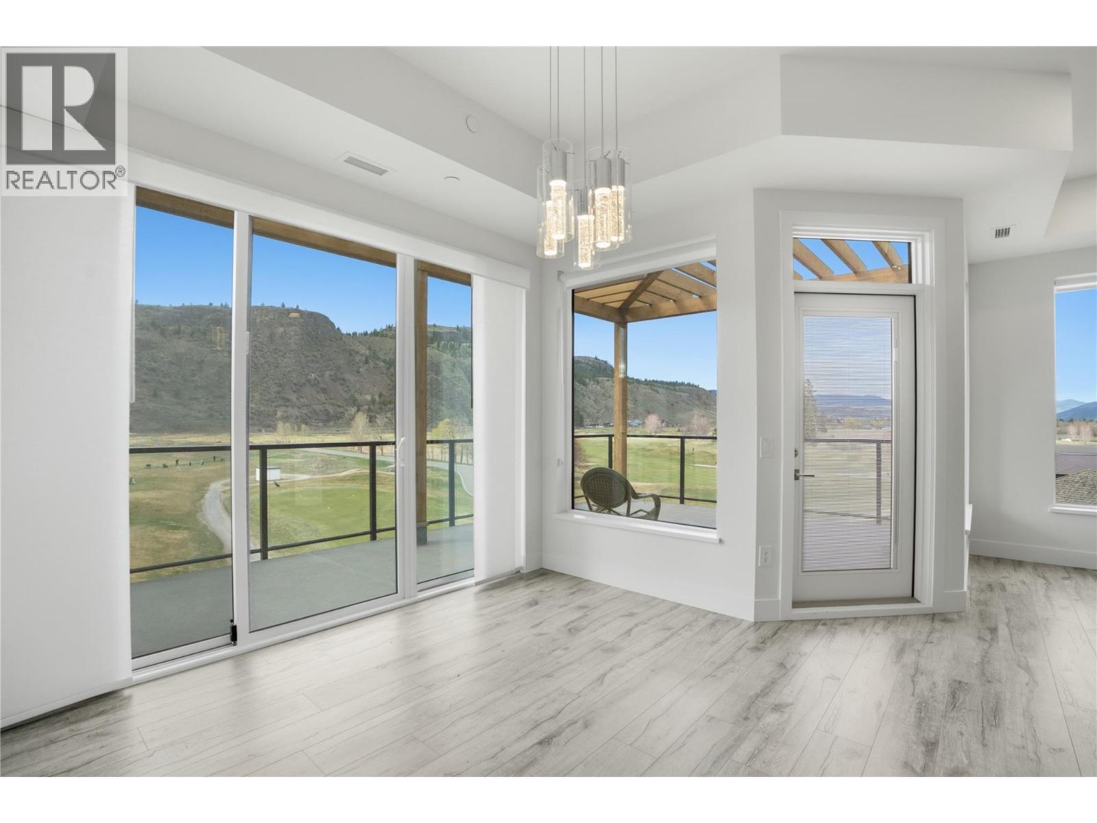 651 Dunes Drive Unit# 311, Kamloops