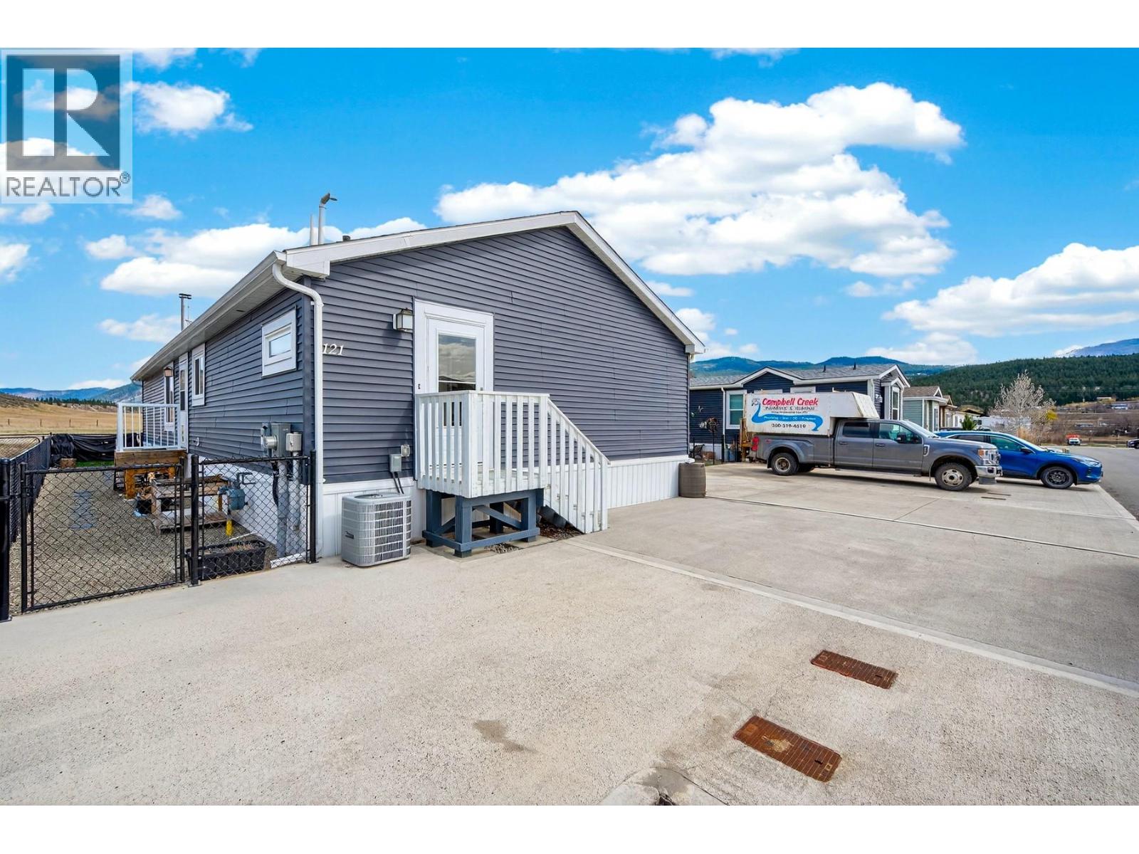 #121 5005 RIVER ROAD - 29