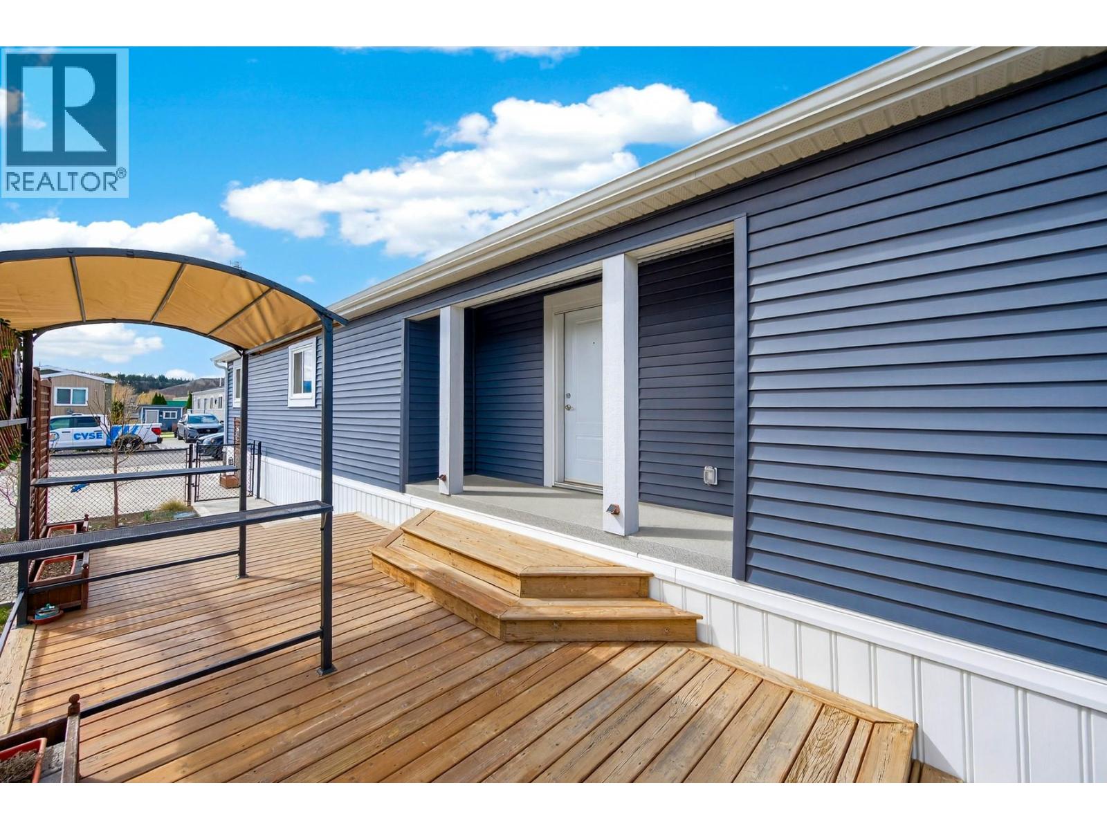 #121 5005 RIVER ROAD - 31