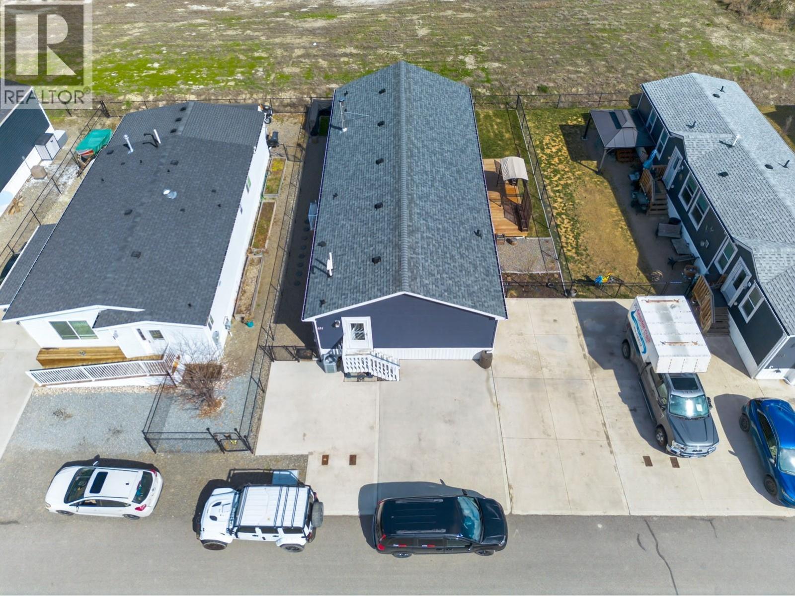 #121 5005 RIVER ROAD - 37