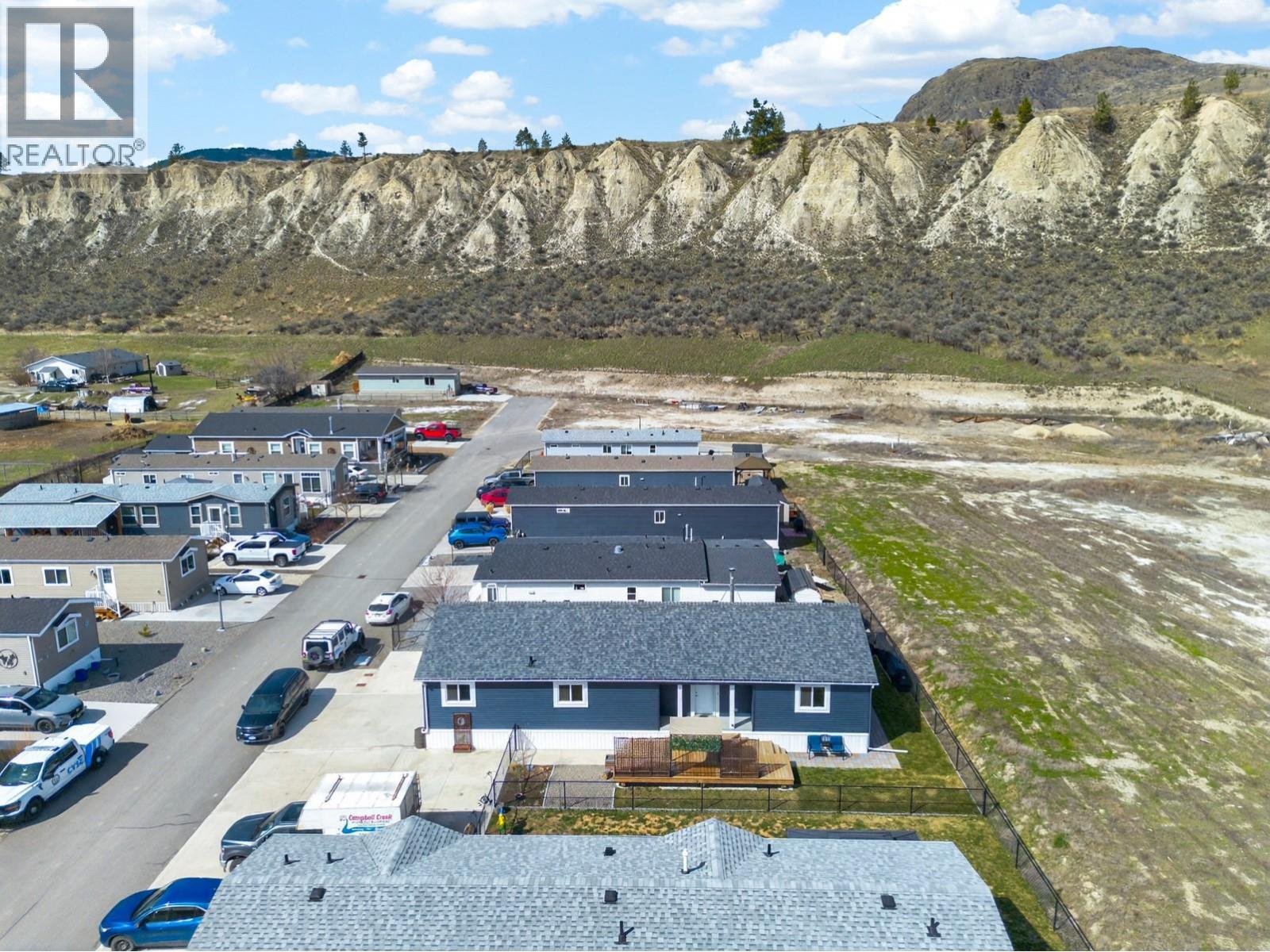 #121 5005 RIVER ROAD - 45