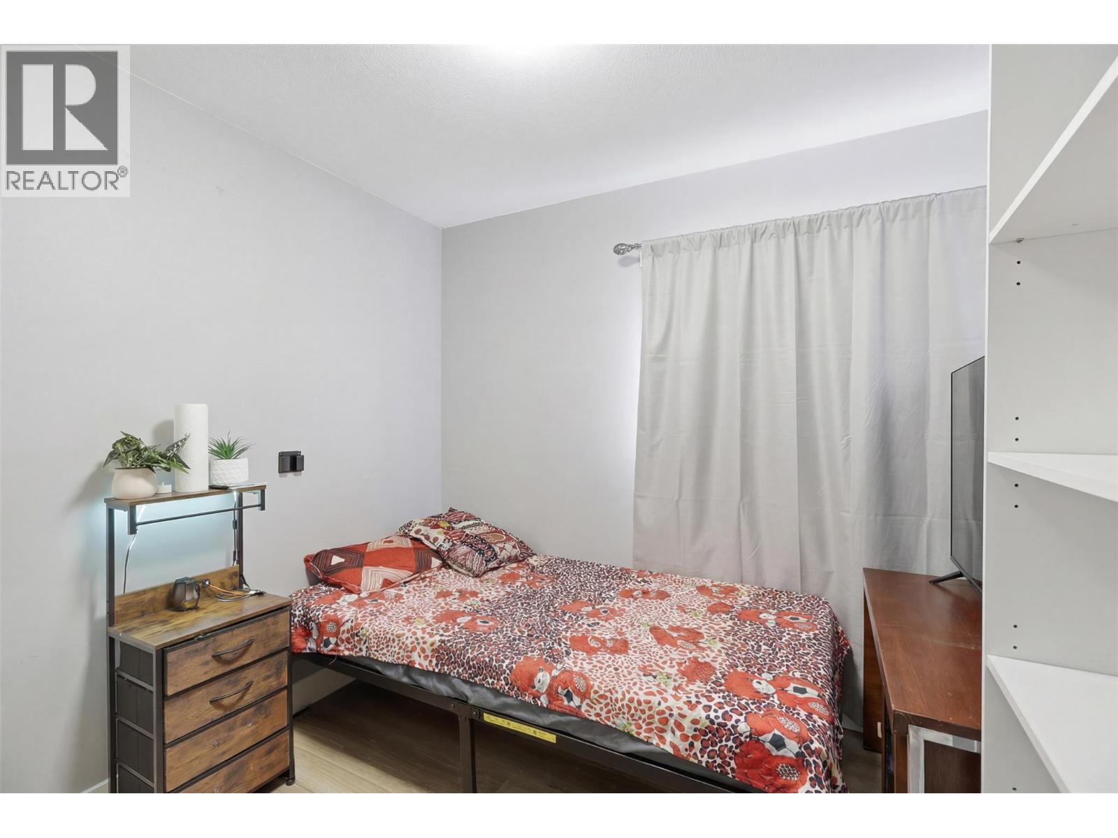 1331 Selkirk Avenue - 17