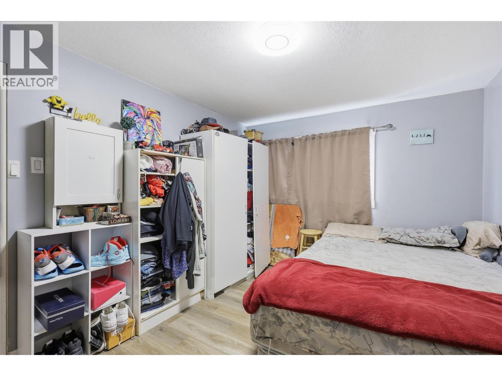 1331 SELKIRK AVENUE - 20