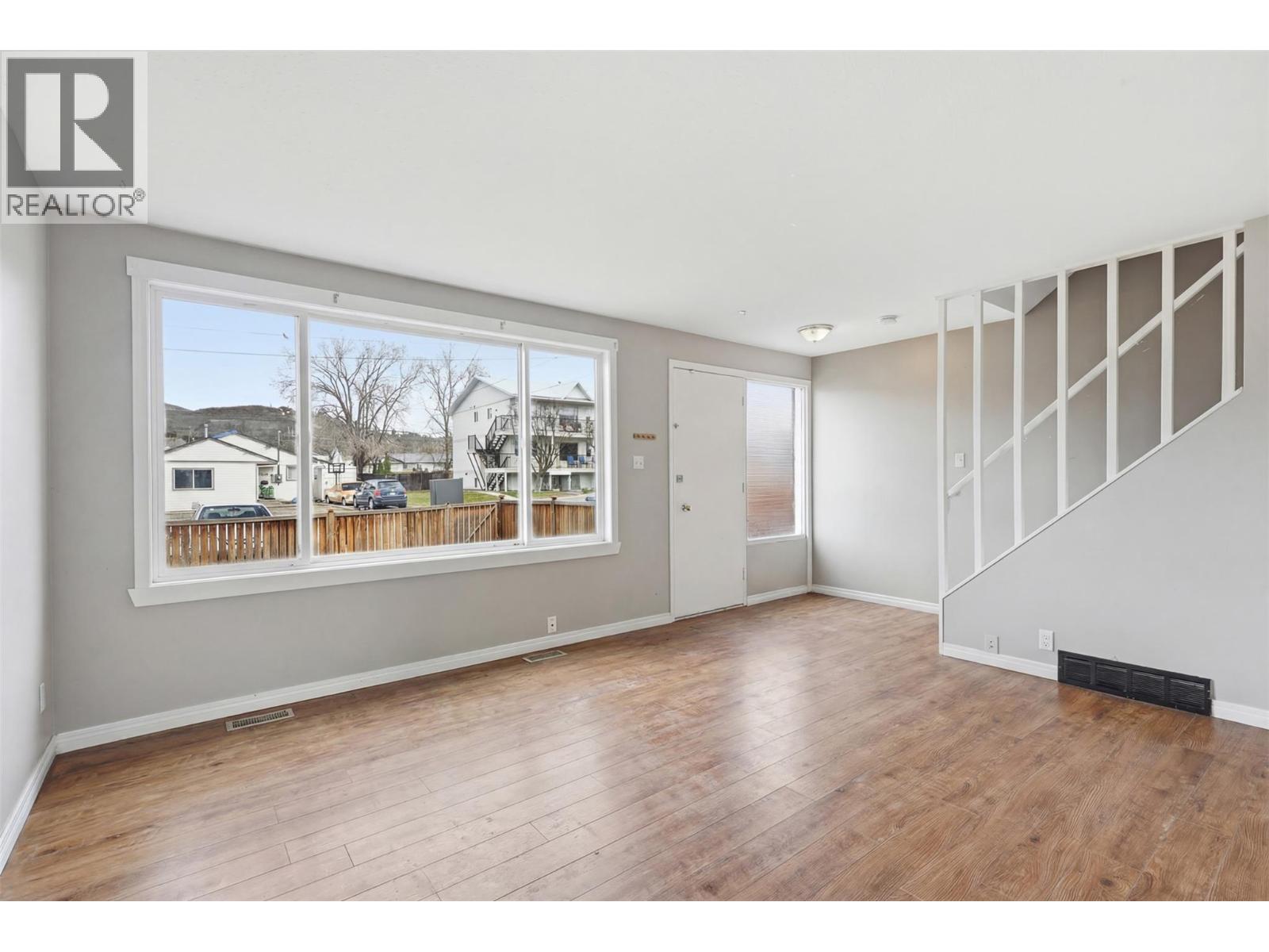 1331 Selkirk Avenue - 42