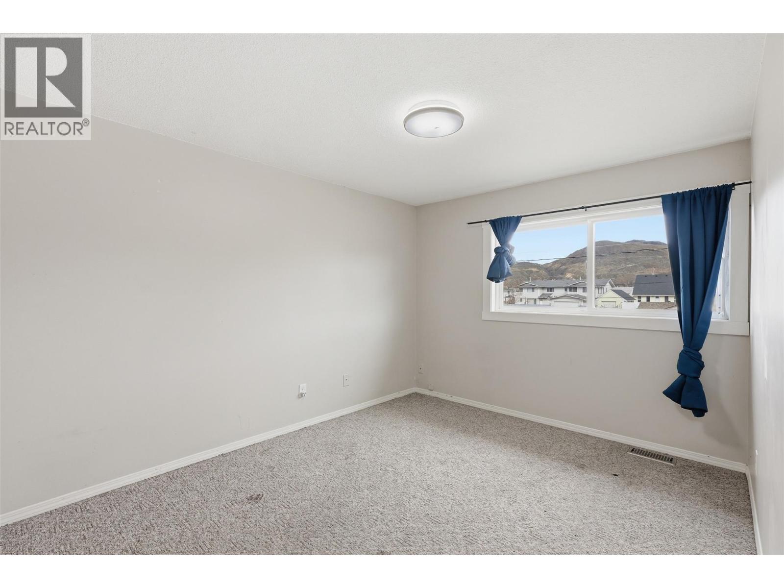 1331 Selkirk Avenue - 50
