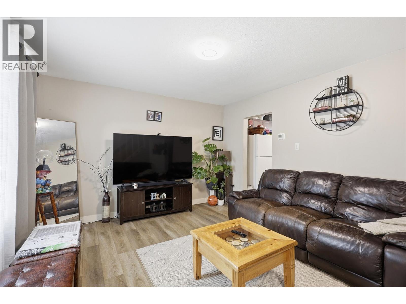 1331 Selkirk Avenue - 7