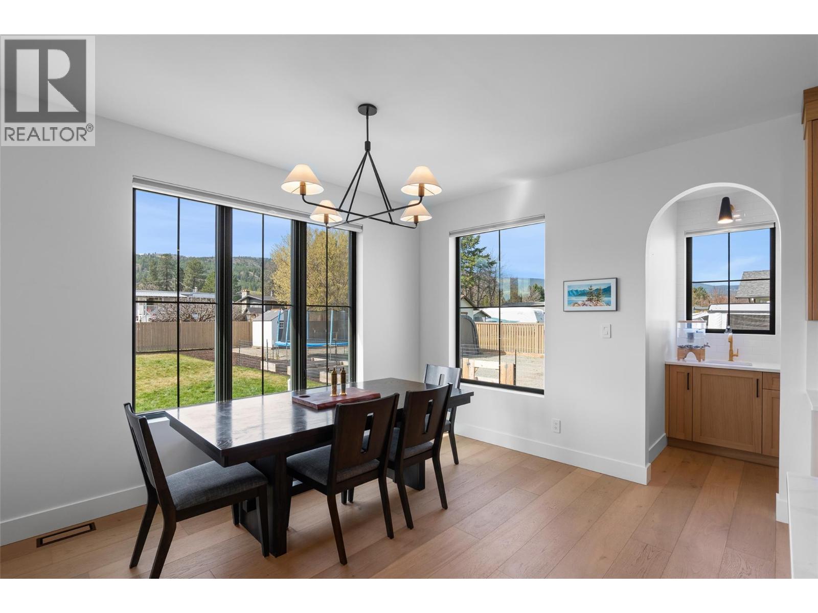 204 Chetwynd Drive, Kamloops