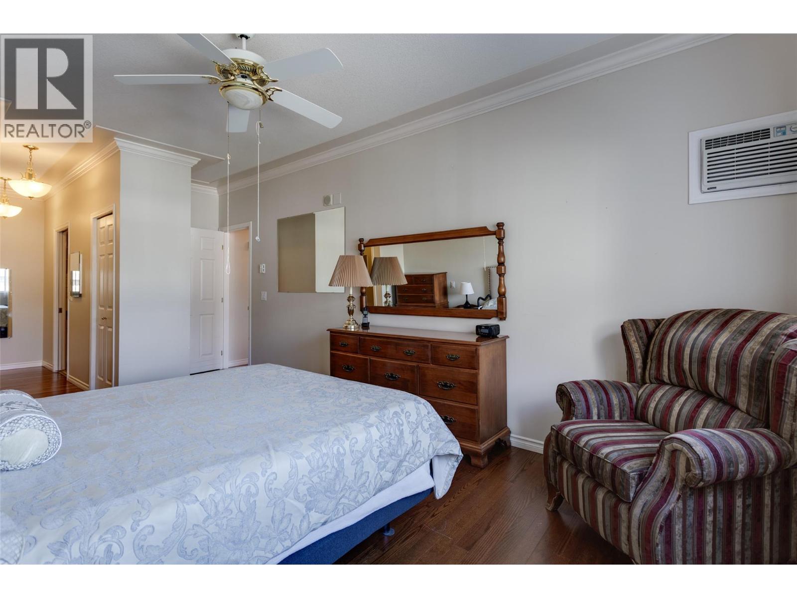 204 877 KLO Road, Kelowna