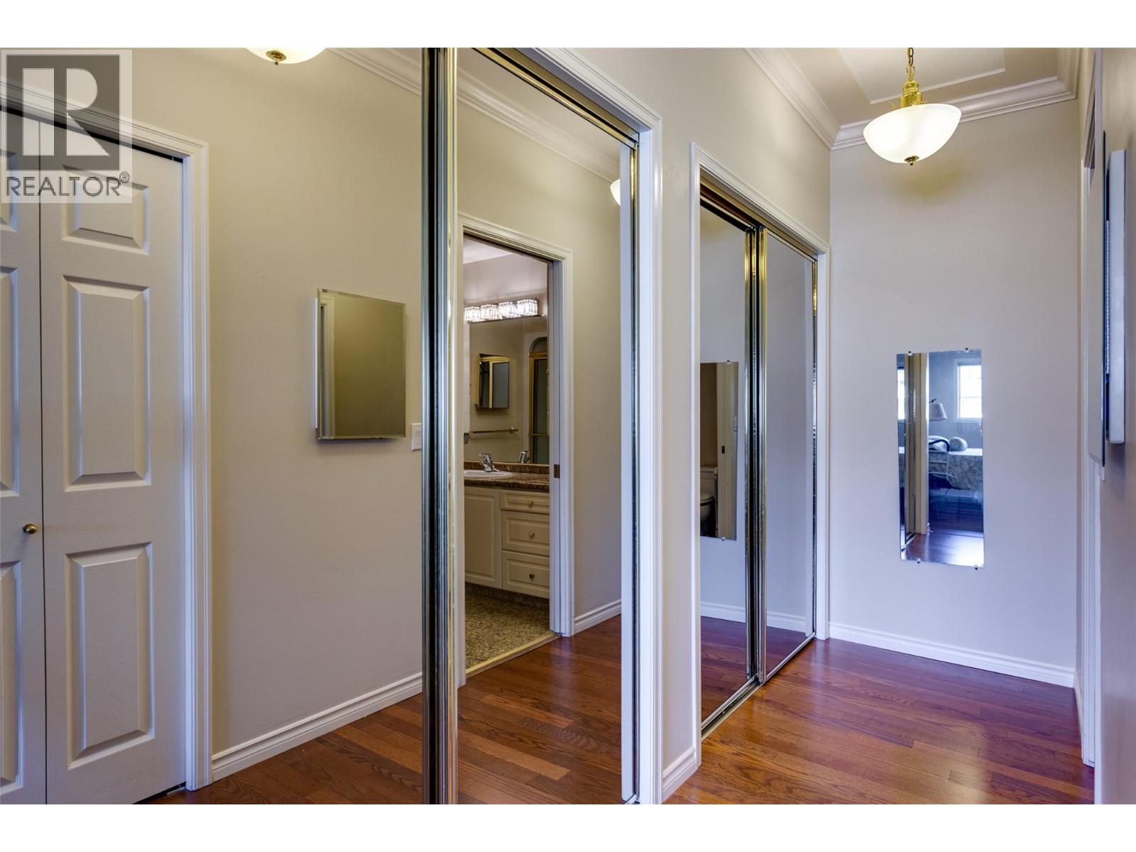 204 877 KLO Road, Kelowna