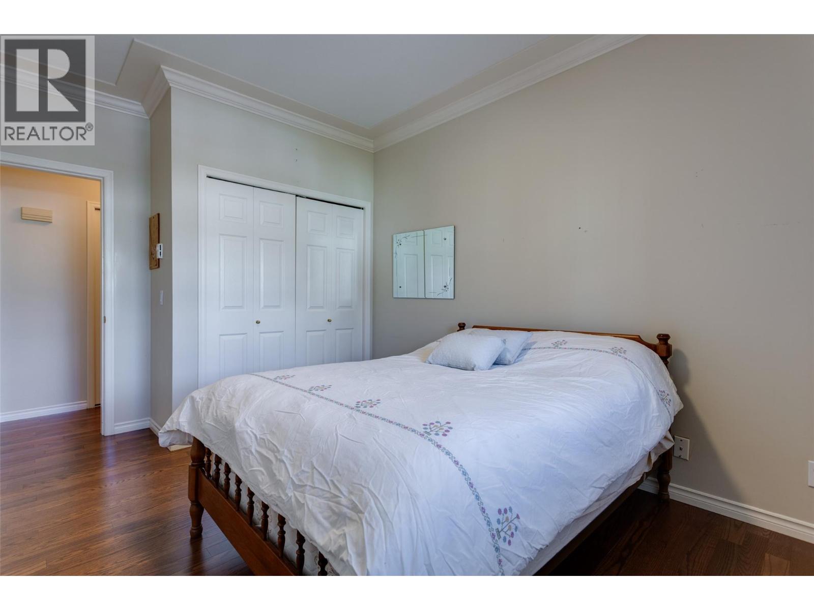 204 877 KLO Road, Kelowna