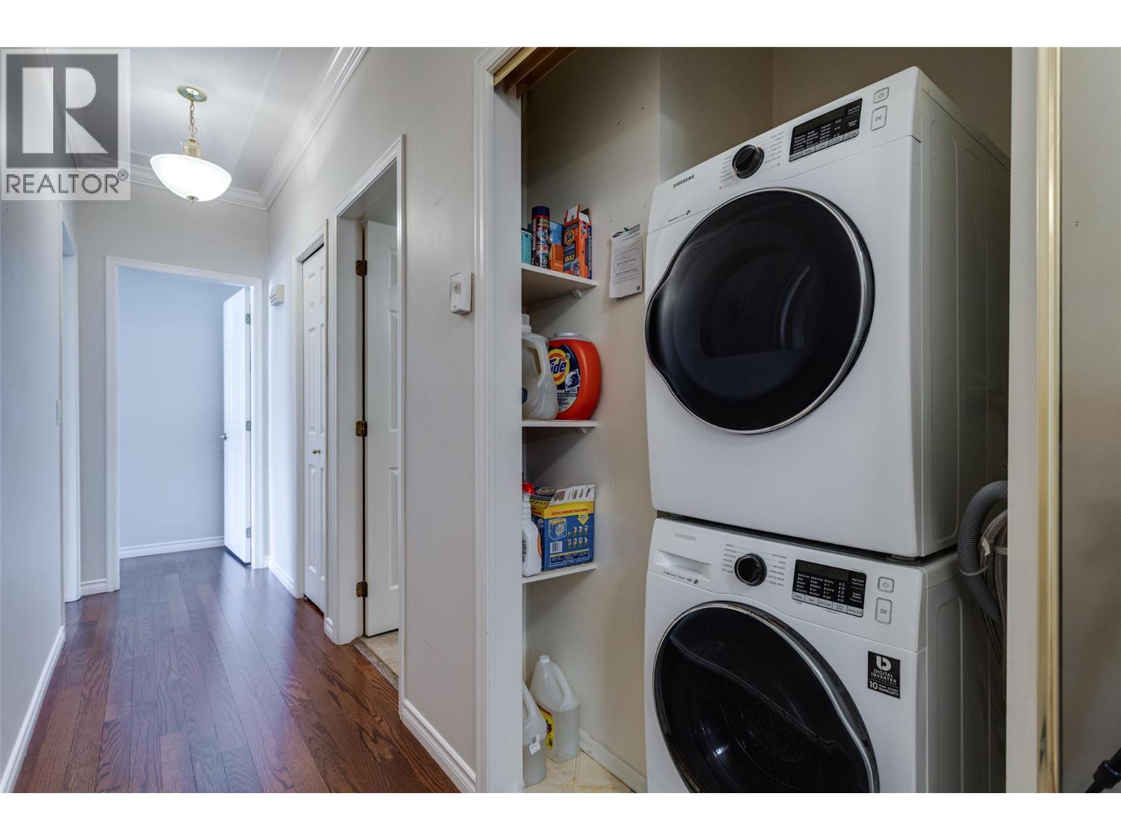 204 877 KLO Road, Kelowna