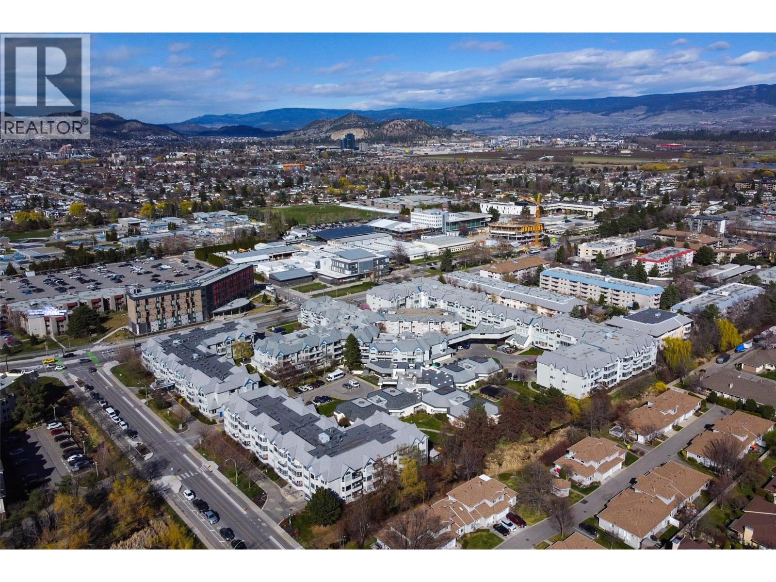 204 877 KLO Road, Kelowna