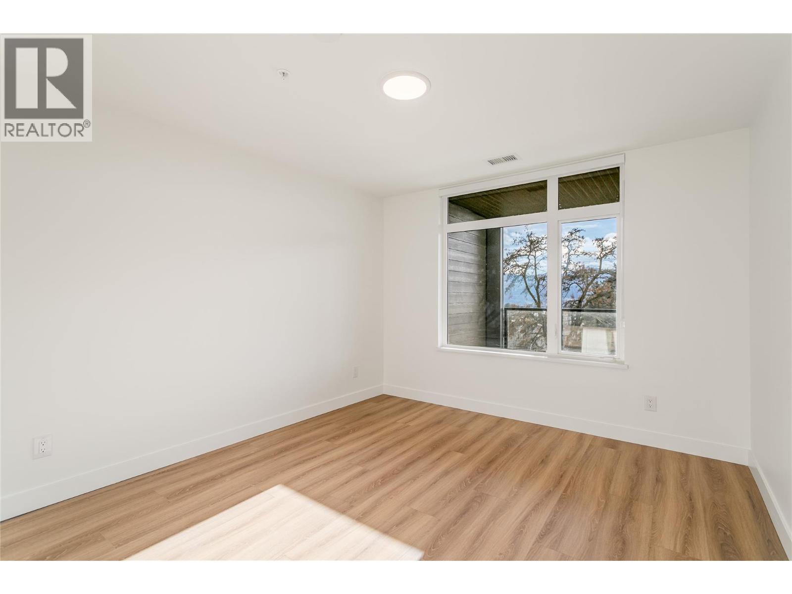 #206 2760 OLALLA ROAD - 16