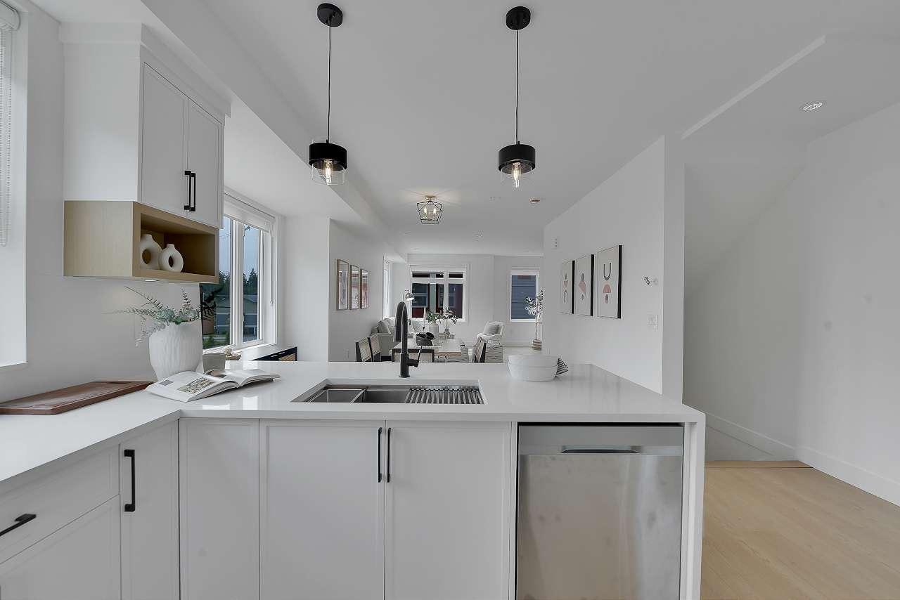 8 7540 BRISKHAM STREET, Mission