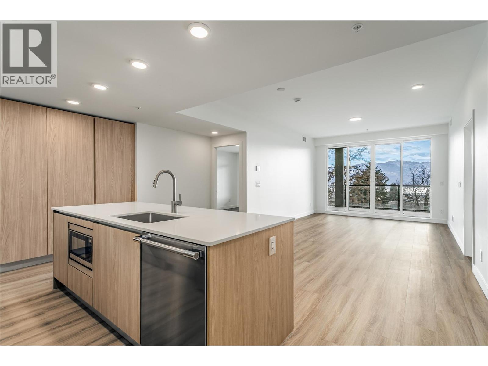 #206 2760 OLALLA ROAD - 4