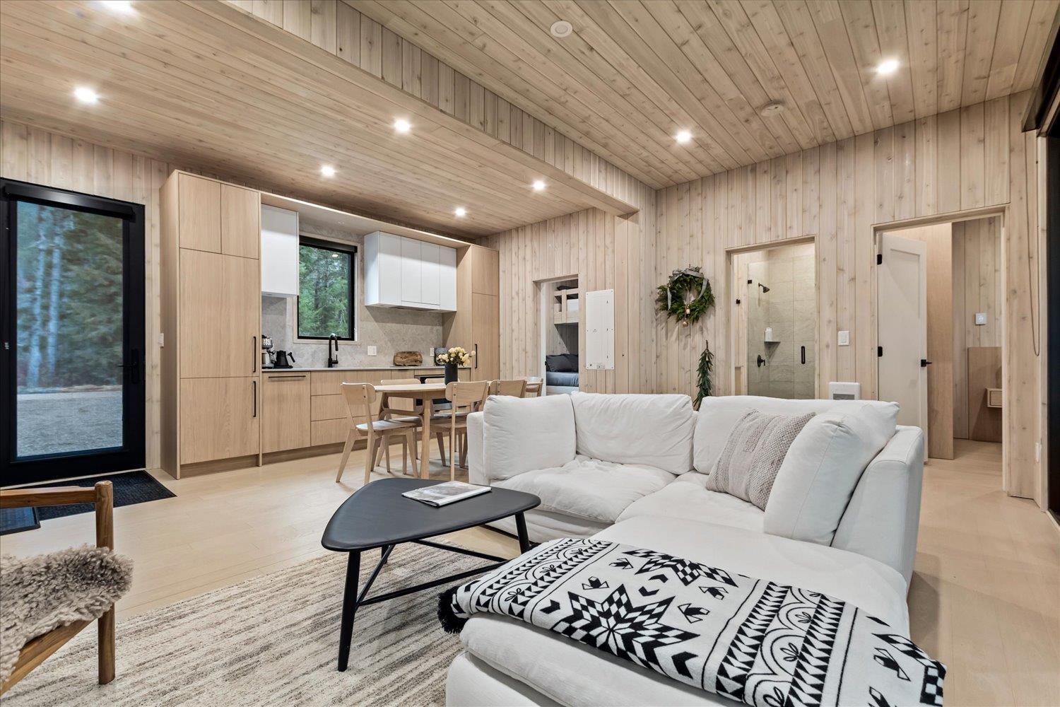 SVE9 70971 OLD HOPE PRINCETON HIGHWAY, Sunshine Valley, Sunshine Valley