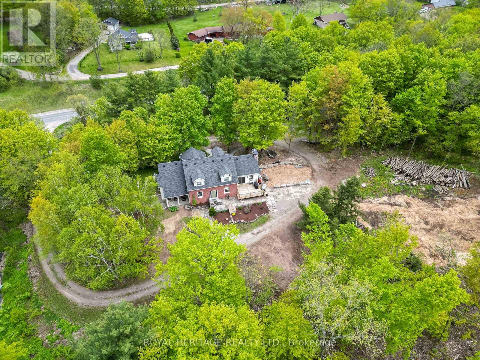 699 COOPER ROAD - 1