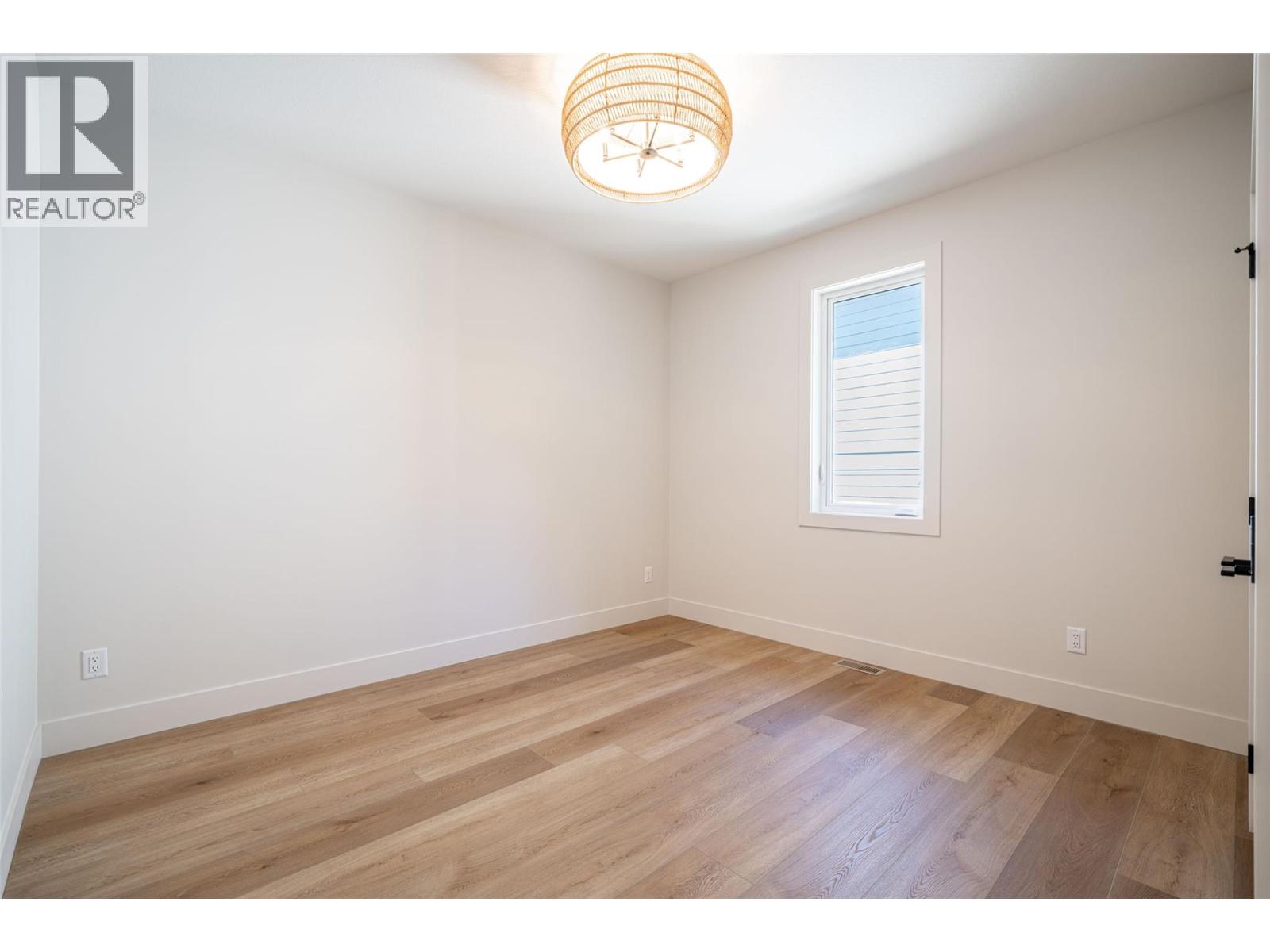 2079 CORTINA DRIVE - 21