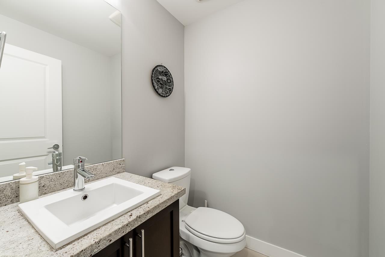 8 2929 156 STREET, Surrey