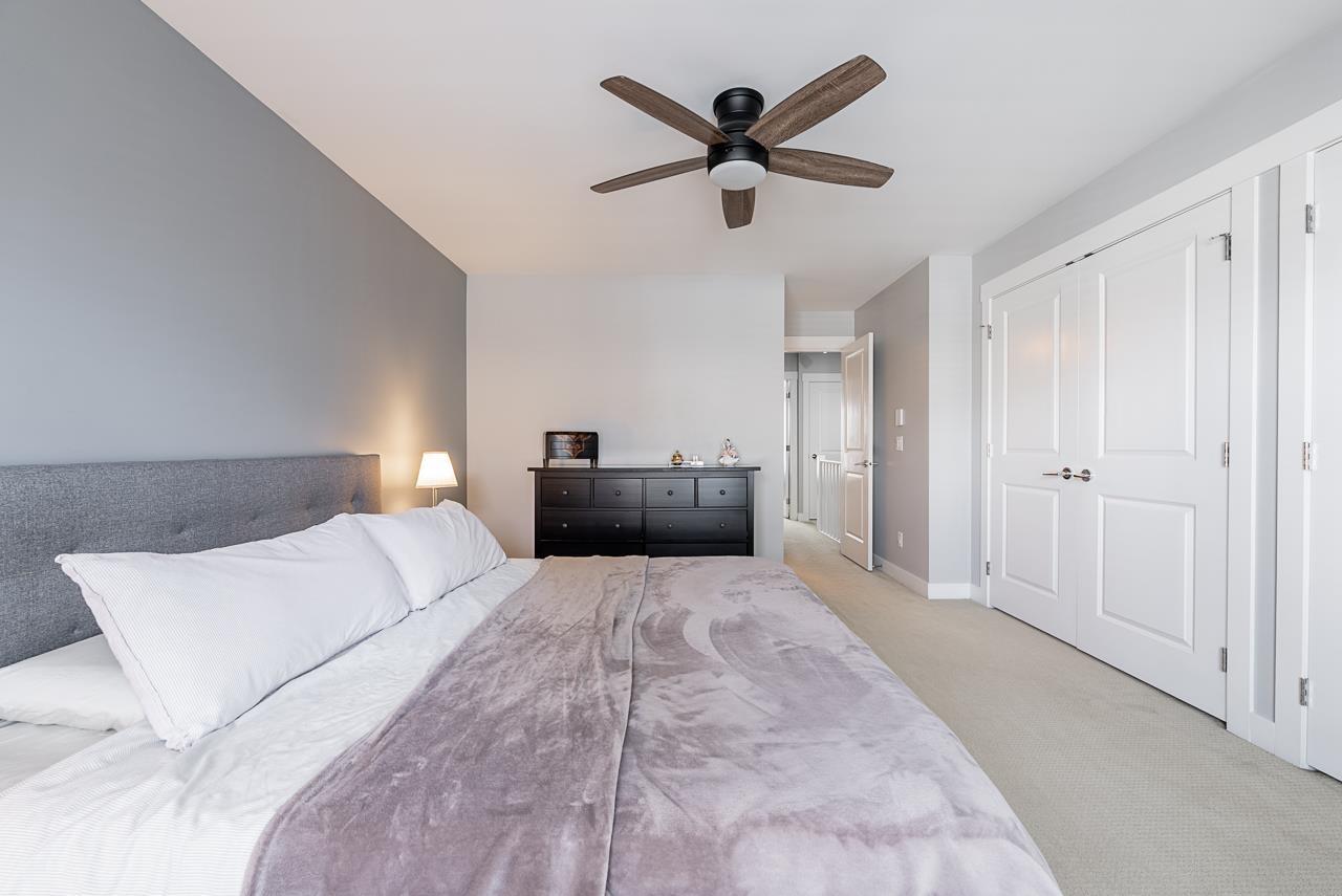 8 2929 156 STREET, Surrey