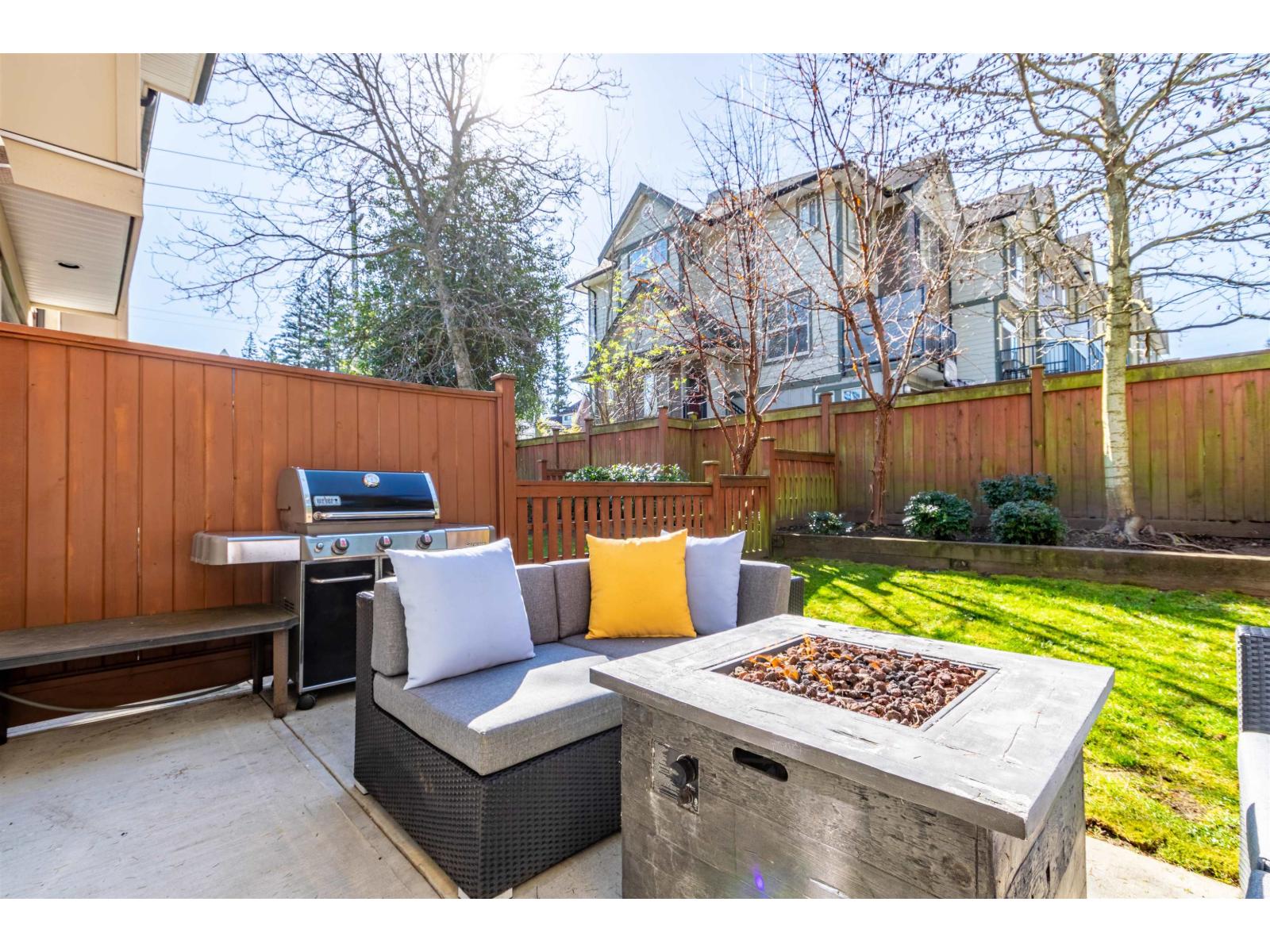 8 2929 156 STREET, Surrey