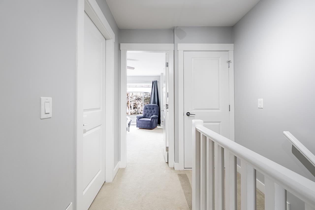 8 2929 156 STREET, Surrey