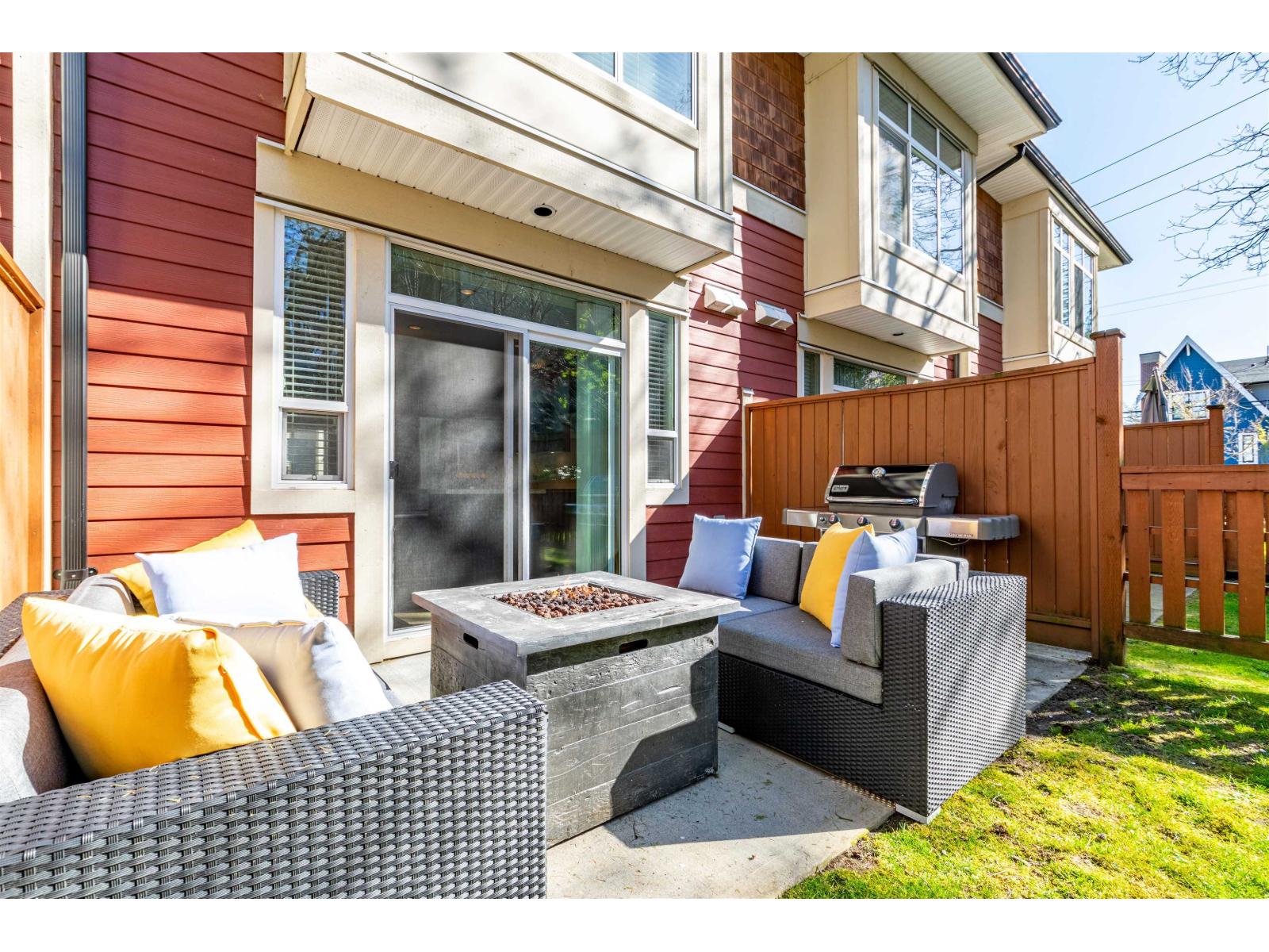 8 2929 156 STREET, Surrey