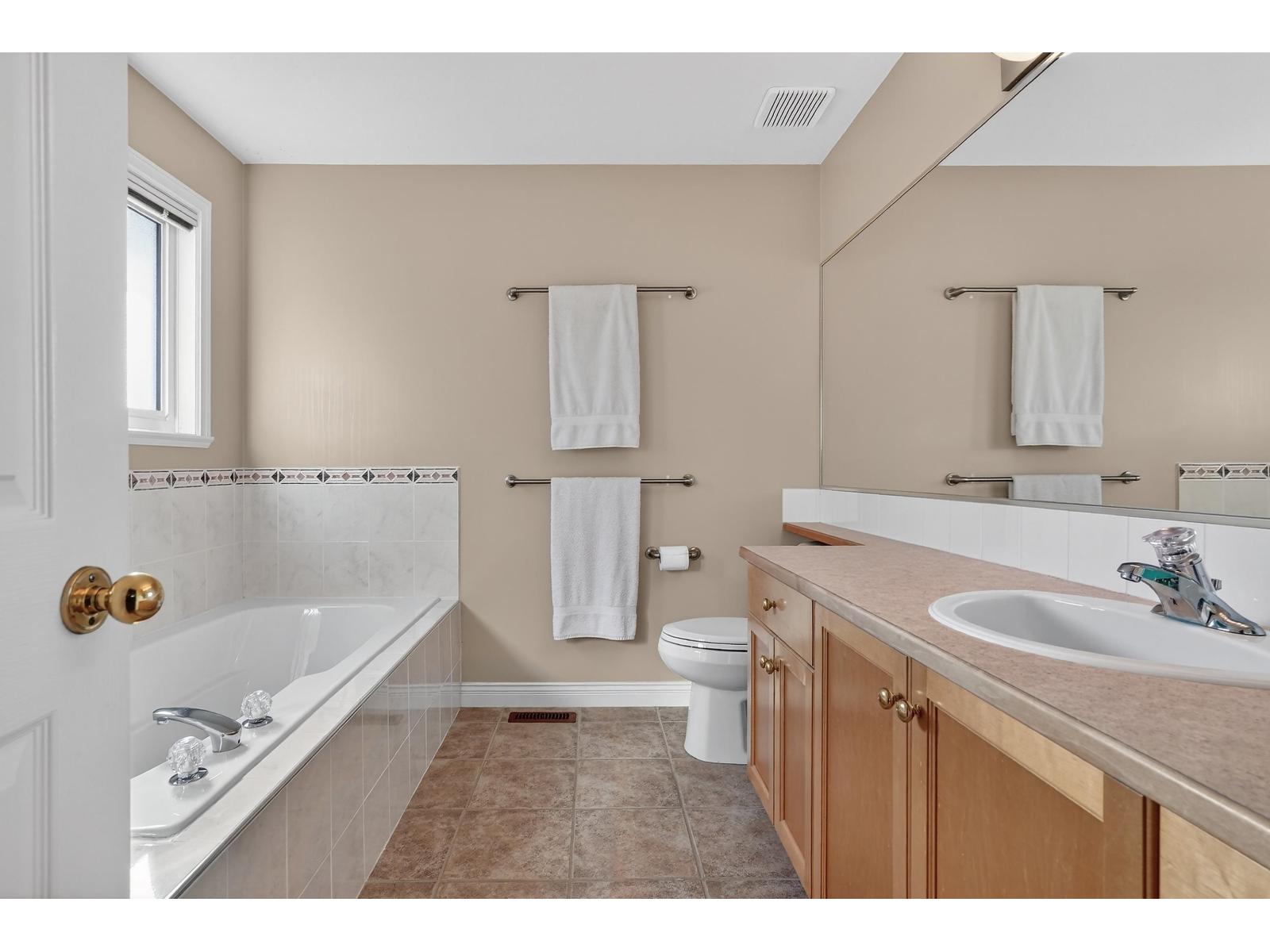 1551 161B STREET, Surrey