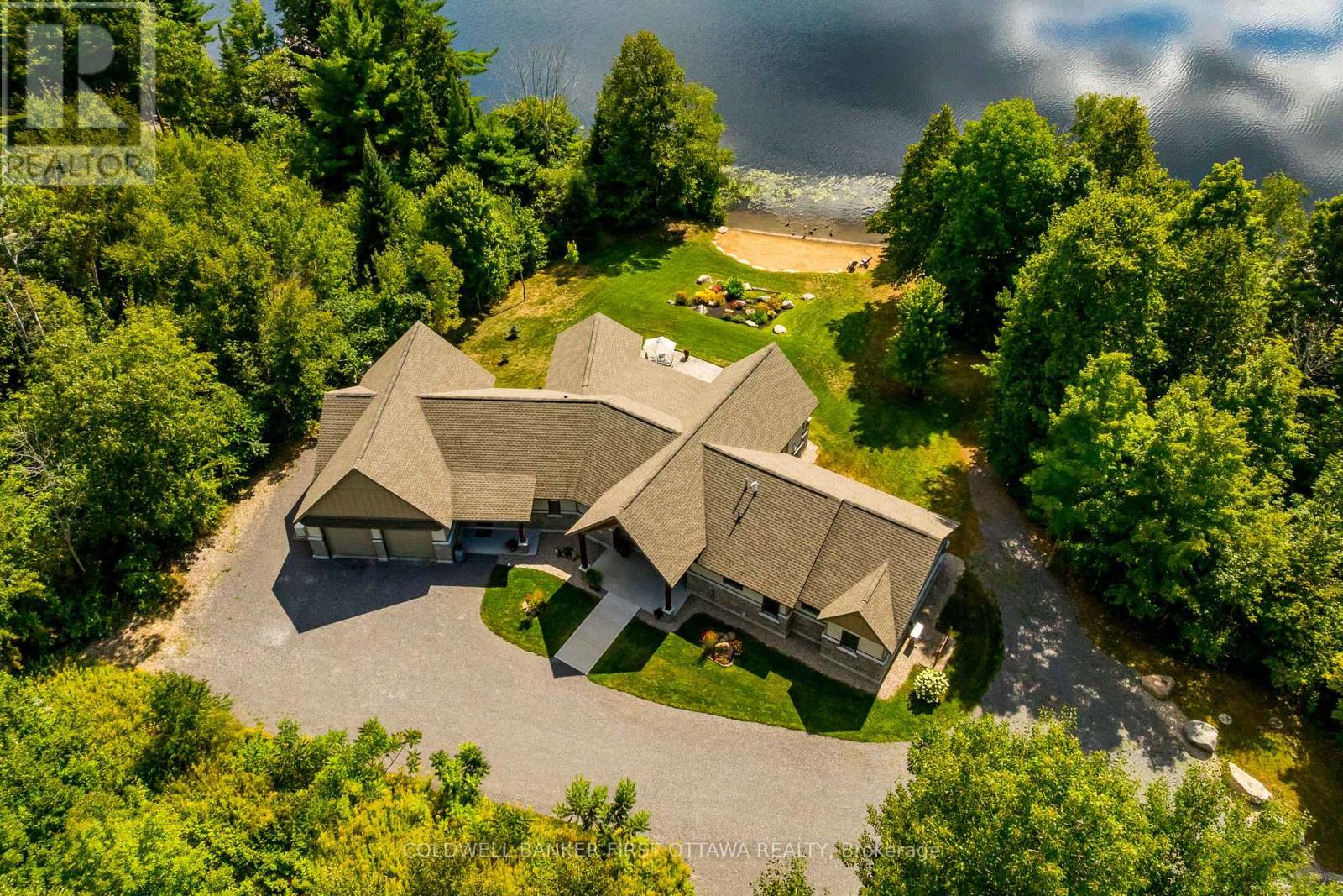 36 CUB SCOUT CRESCENT - 4