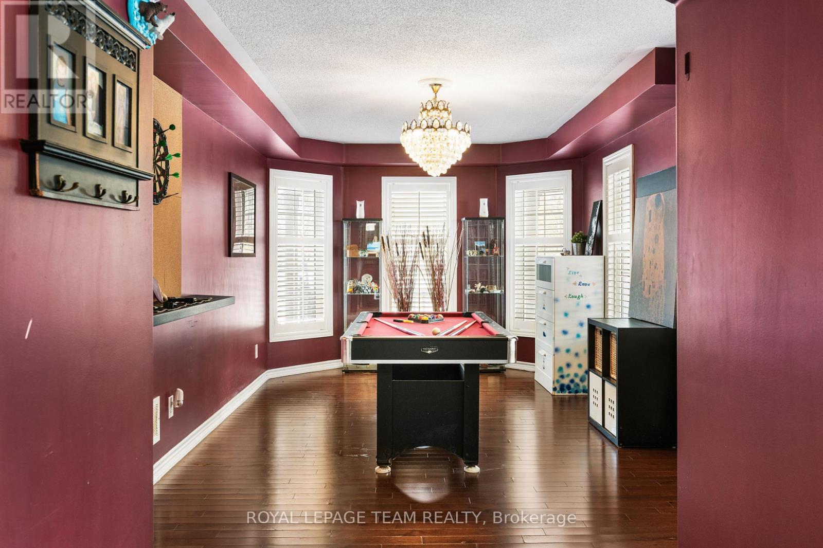 DINING AREA - GAME ROOM