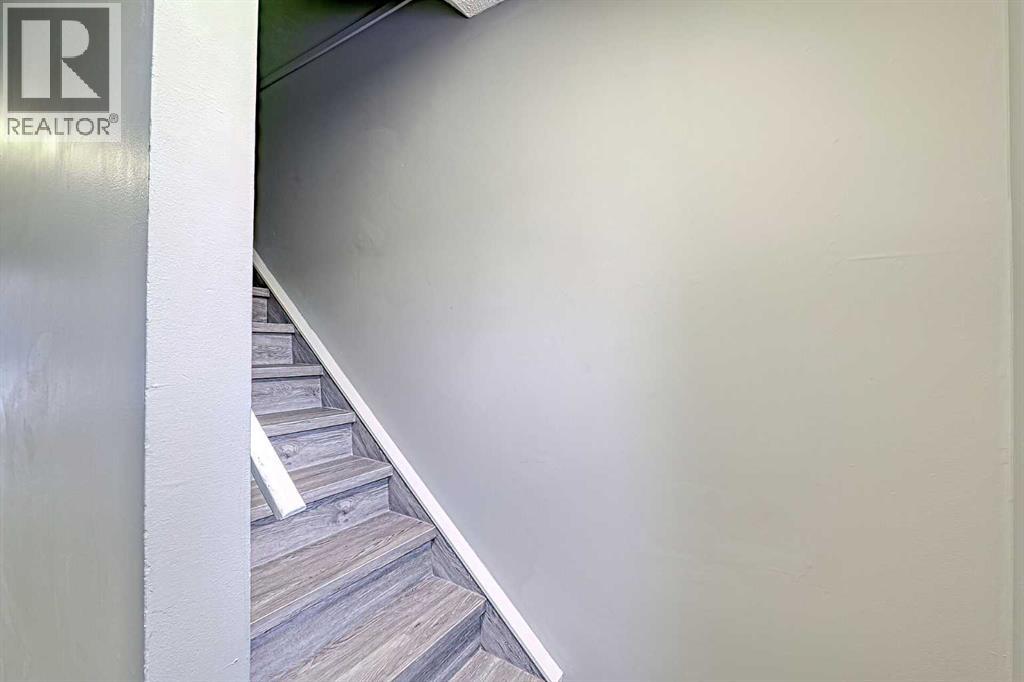 
          195 Manora Place Northeast
            <br/>
            <span>Calgary</span>
            , 
            <span>AB</span>
             <span>T2A5J8</span>
         - Photo 16