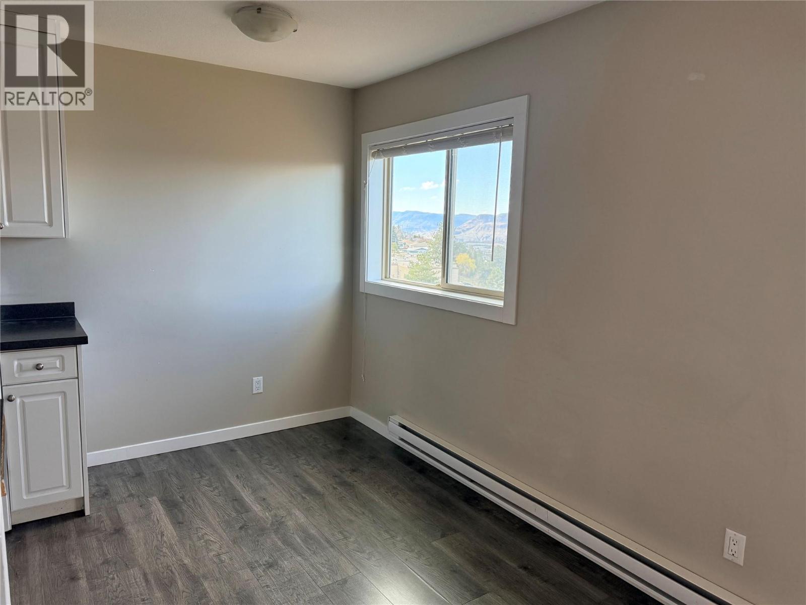 #33 1810 SUMMIT DRIVE - 8