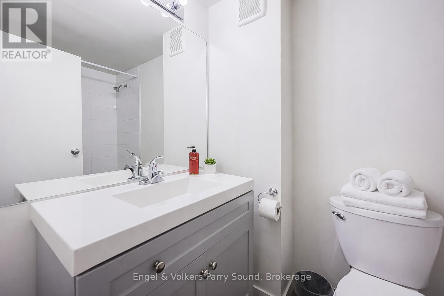 Hotel Bathroom