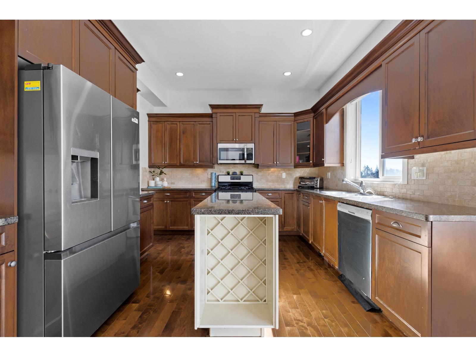 15072 61B AVENUE, Surrey