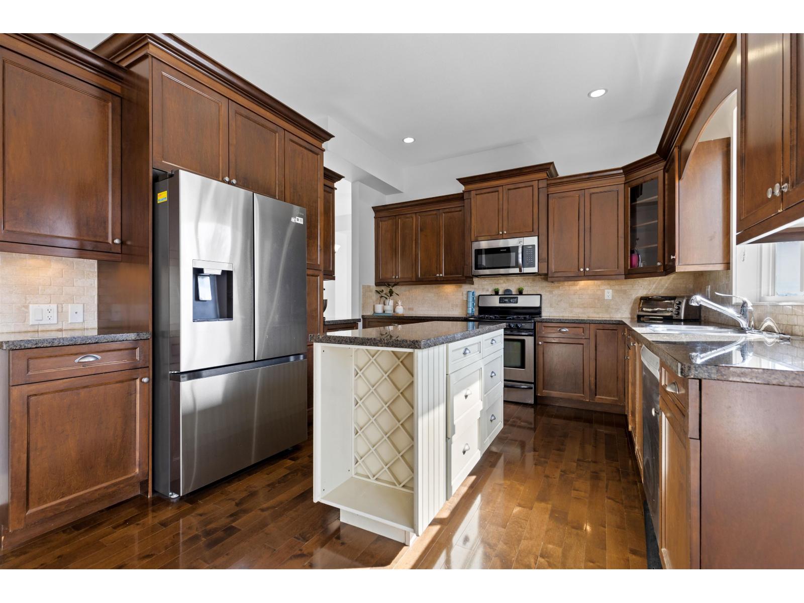 15072 61B AVENUE, Surrey