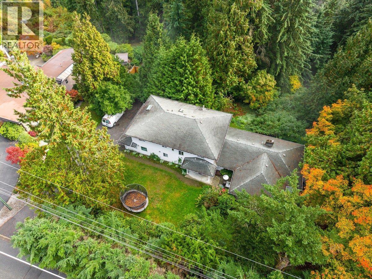 186 STEVENS DRIVE, West Vancouver