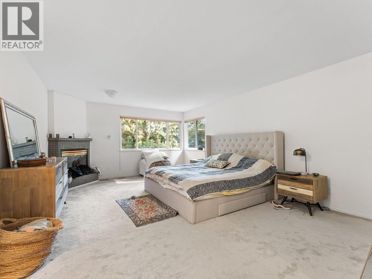 186 STEVENS DRIVE, West Vancouver